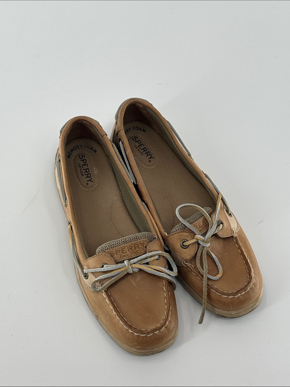 Sperry Women’s Tan Leather Moccasin Boat Shoes